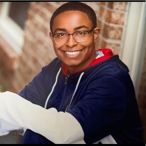 Meet your Posher, Davian